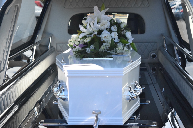 funeraire-HYERES-min_death-2421821